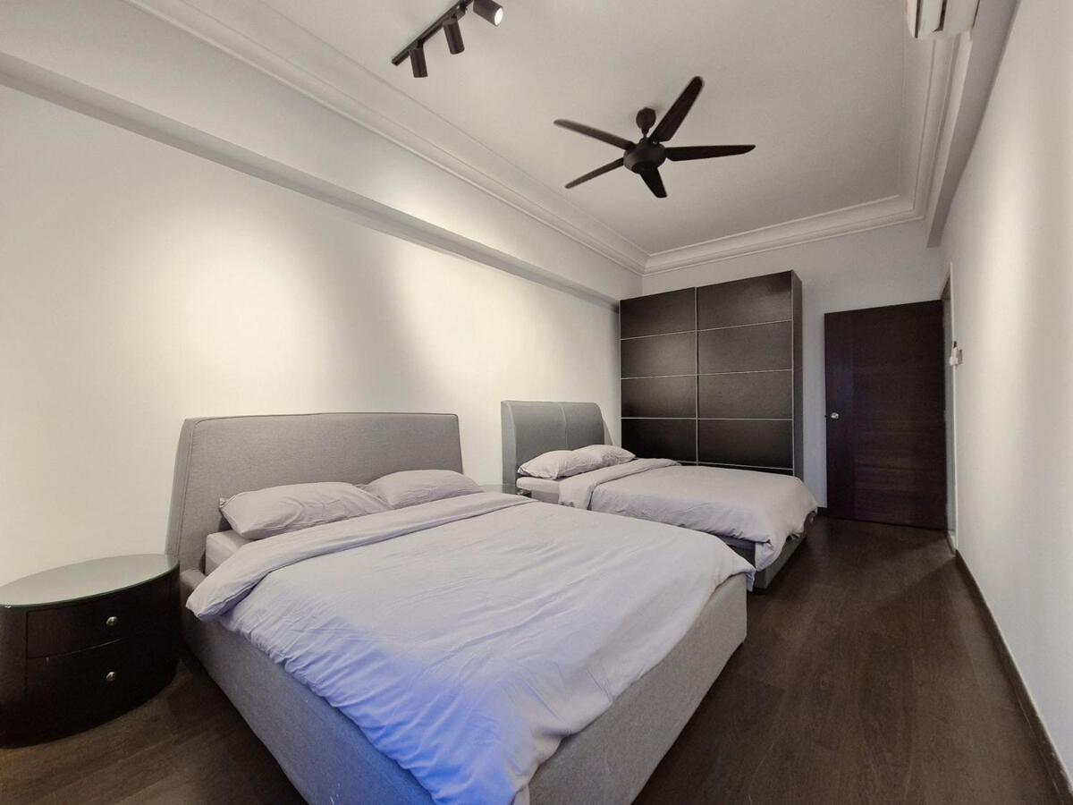 Short Walk To Custom & Sqaure 3 Brs 8 Pax Pangsapuri Johor Bahru